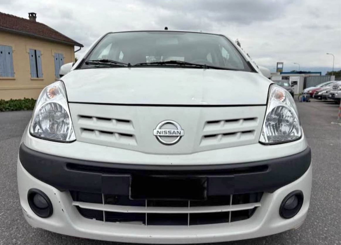 Nissan Pixo